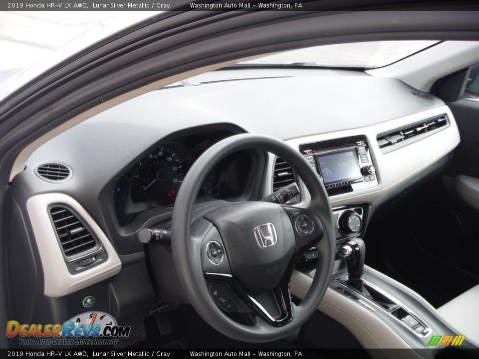 2019 Honda HR-V LX AWD Lunar Silver Metallic / Gray Photo #10