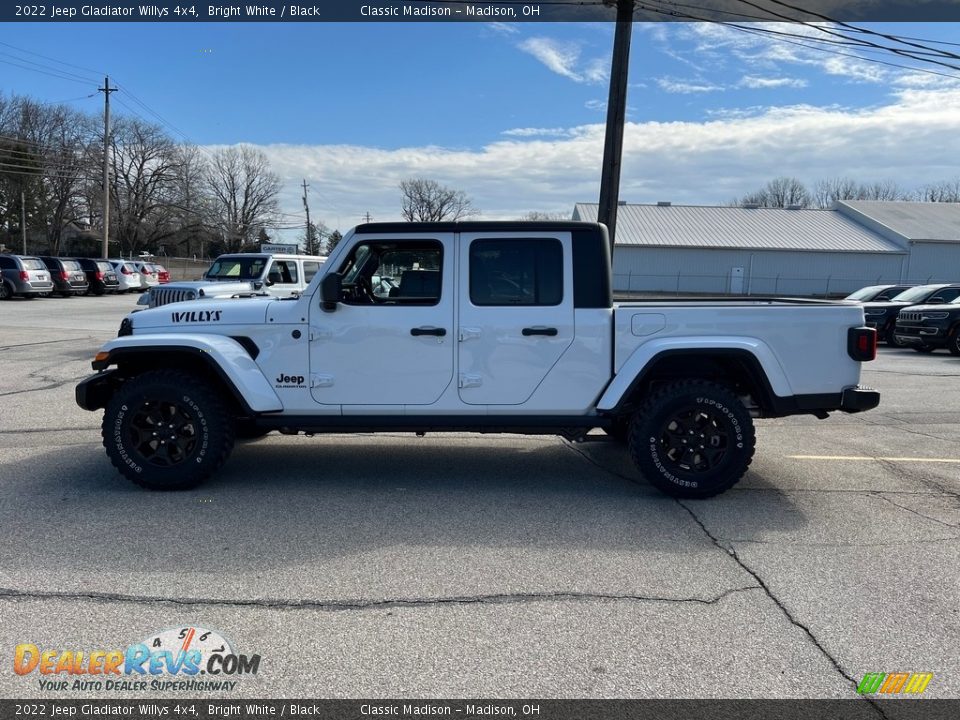 2022 Jeep Gladiator Willys 4x4 Bright White / Black Photo #9