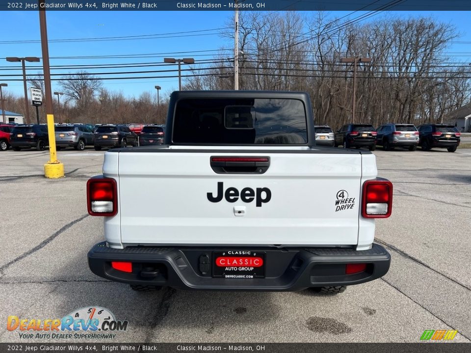 2022 Jeep Gladiator Willys 4x4 Bright White / Black Photo #11