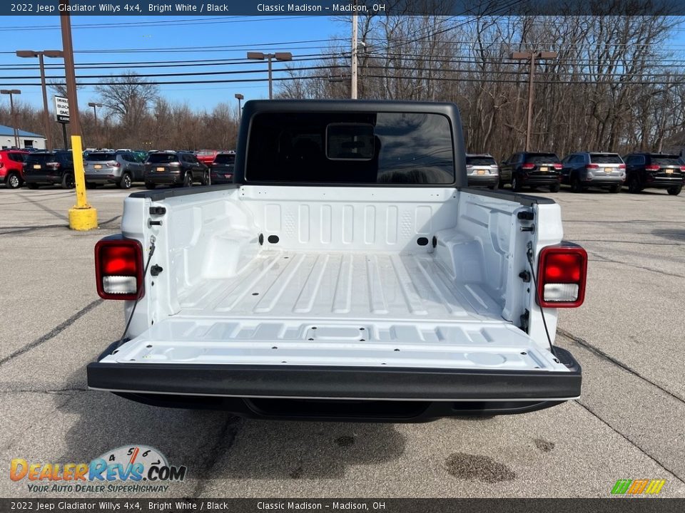 2022 Jeep Gladiator Willys 4x4 Bright White / Black Photo #12