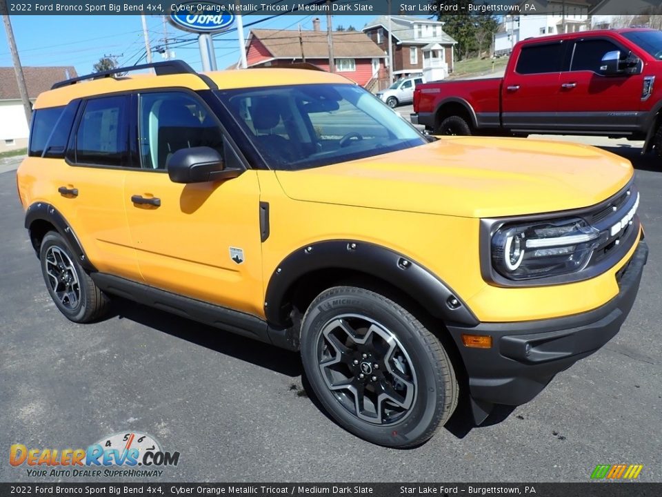 Front 3/4 View of 2022 Ford Bronco Sport Big Bend 4x4 Photo #8