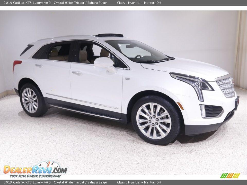 2019 Cadillac XT5 Luxury AWD Crystal White Tricoat / Sahara Beige Photo #1