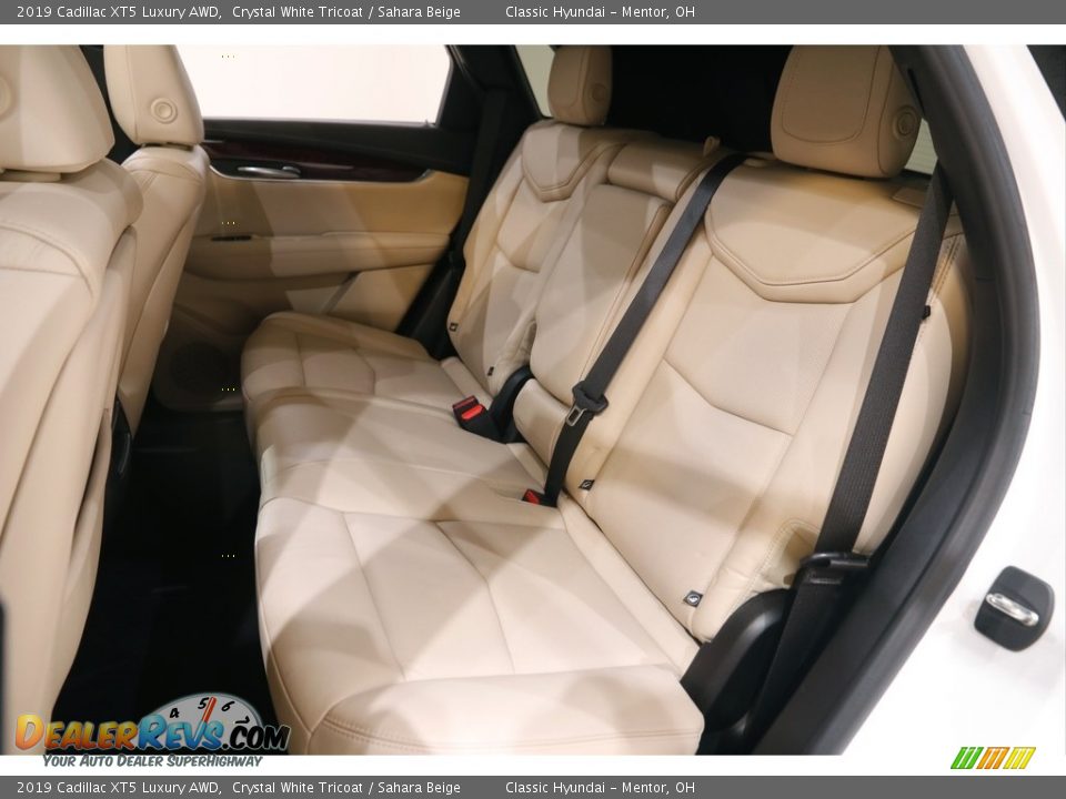 2019 Cadillac XT5 Luxury AWD Crystal White Tricoat / Sahara Beige Photo #19