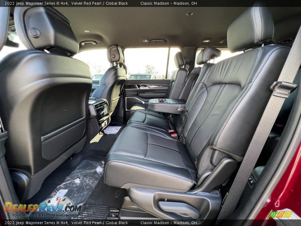 2022 Jeep Wagoneer Series III 4x4 Velvet Red Pearl / Global Black Photo #3