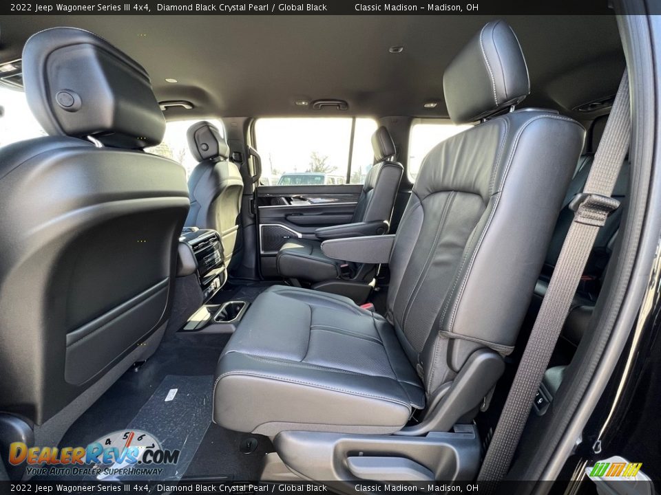 2022 Jeep Wagoneer Series III 4x4 Diamond Black Crystal Pearl / Global Black Photo #3