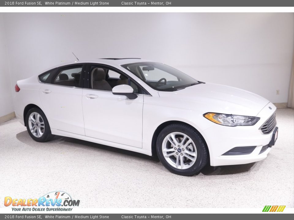 2018 Ford Fusion SE White Platinum / Medium Light Stone Photo #1