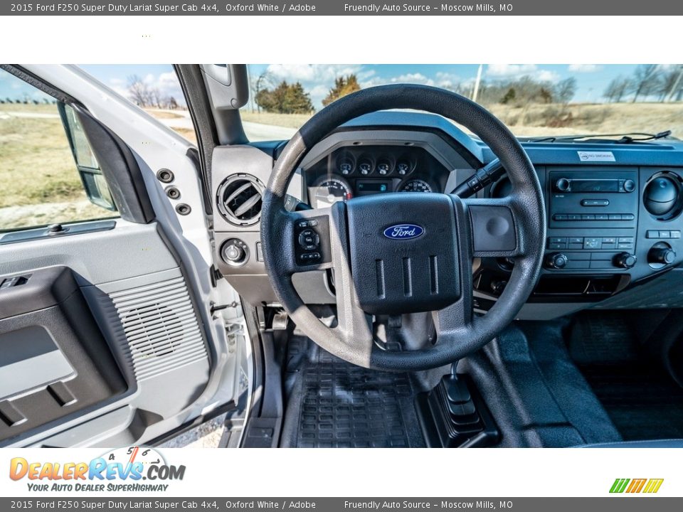 2015 Ford F250 Super Duty Lariat Super Cab 4x4 Oxford White / Adobe Photo #29