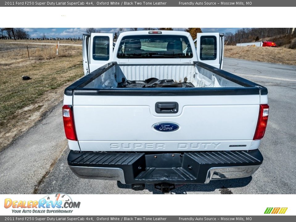 2011 Ford F250 Super Duty Lariat SuperCab 4x4 Oxford White / Black Two Tone Leather Photo #21