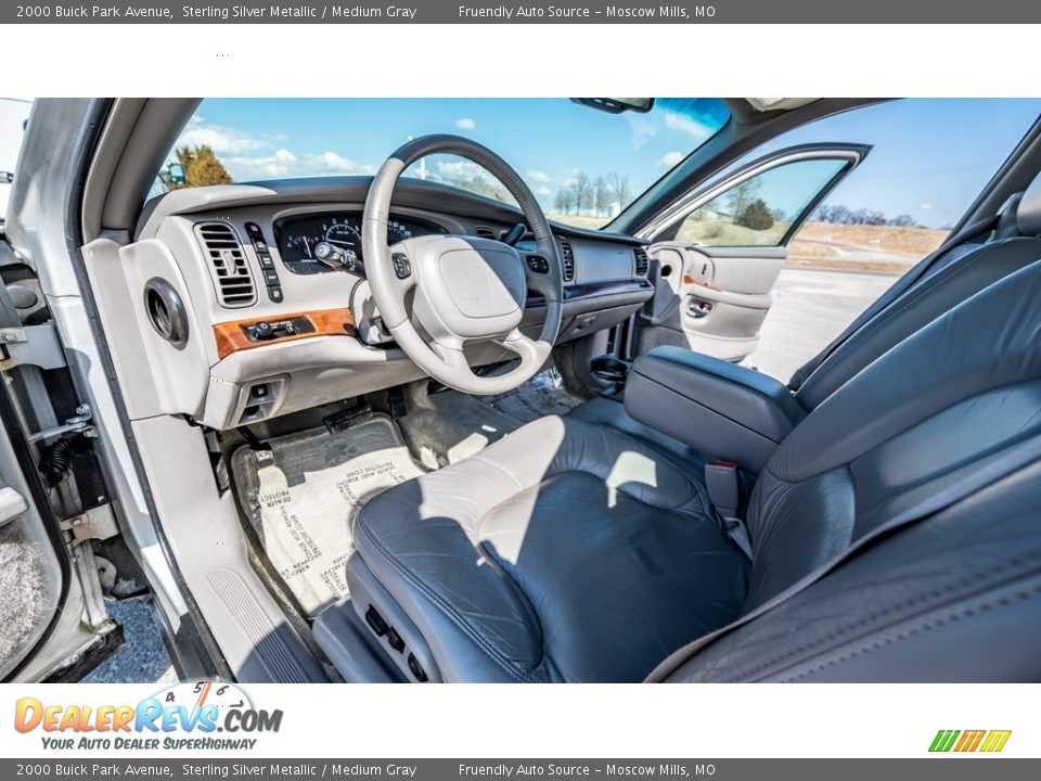 2000 Buick Park Avenue Sterling Silver Metallic / Medium Gray Photo #19