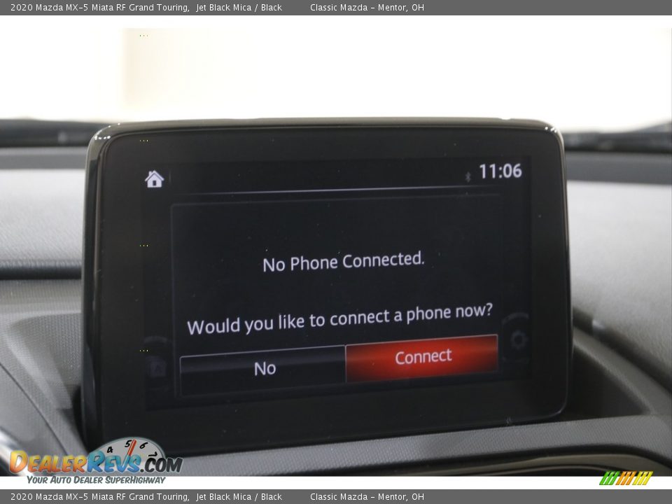 Controls of 2020 Mazda MX-5 Miata RF Grand Touring Photo #12