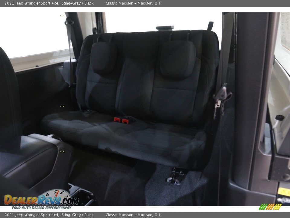 2021 Jeep Wrangler Sport 4x4 Sting-Gray / Black Photo #16