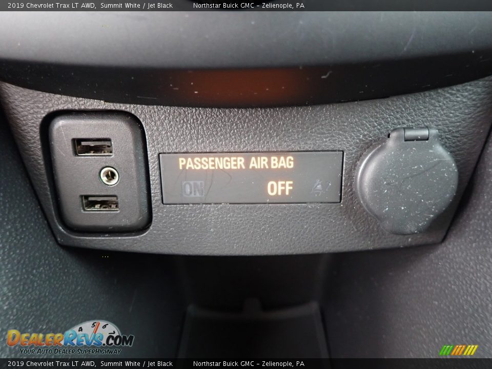 2019 Chevrolet Trax LT AWD Summit White / Jet Black Photo #25