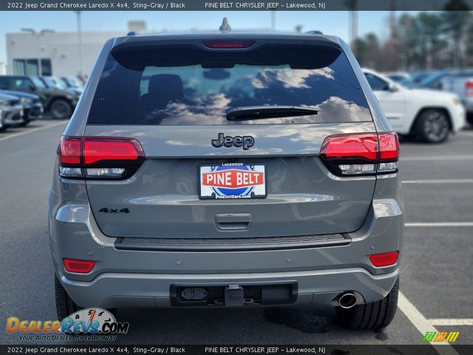 2022 Jeep Grand Cherokee Laredo X 4x4 Sting-Gray / Black Photo #5