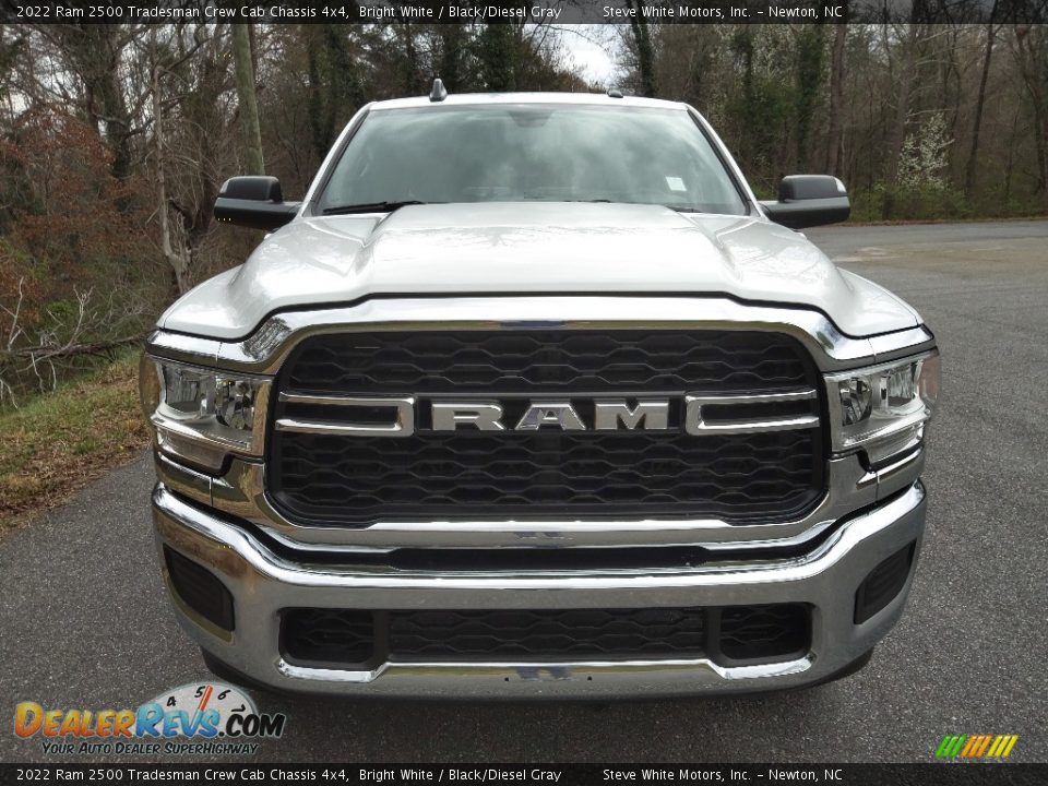 2022 Ram 2500 Tradesman Crew Cab Chassis 4x4 Bright White / Black/Diesel Gray Photo #3