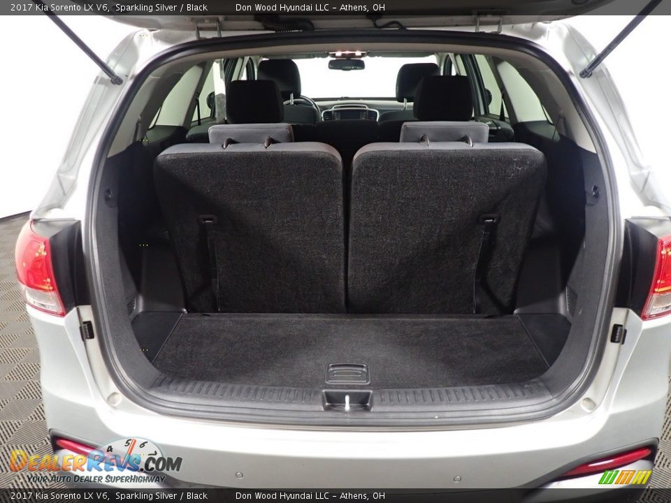 2017 Kia Sorento LX V6 Trunk Photo #15