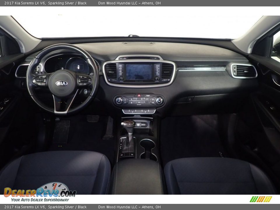 Dashboard of 2017 Kia Sorento LX V6 Photo #24