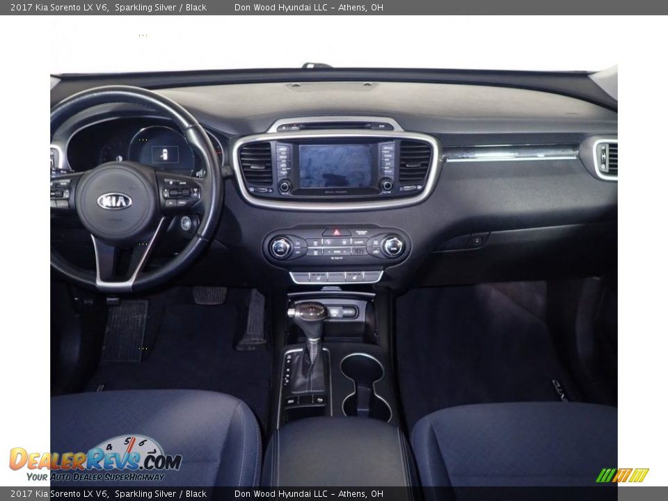 Dashboard of 2017 Kia Sorento LX V6 Photo #25