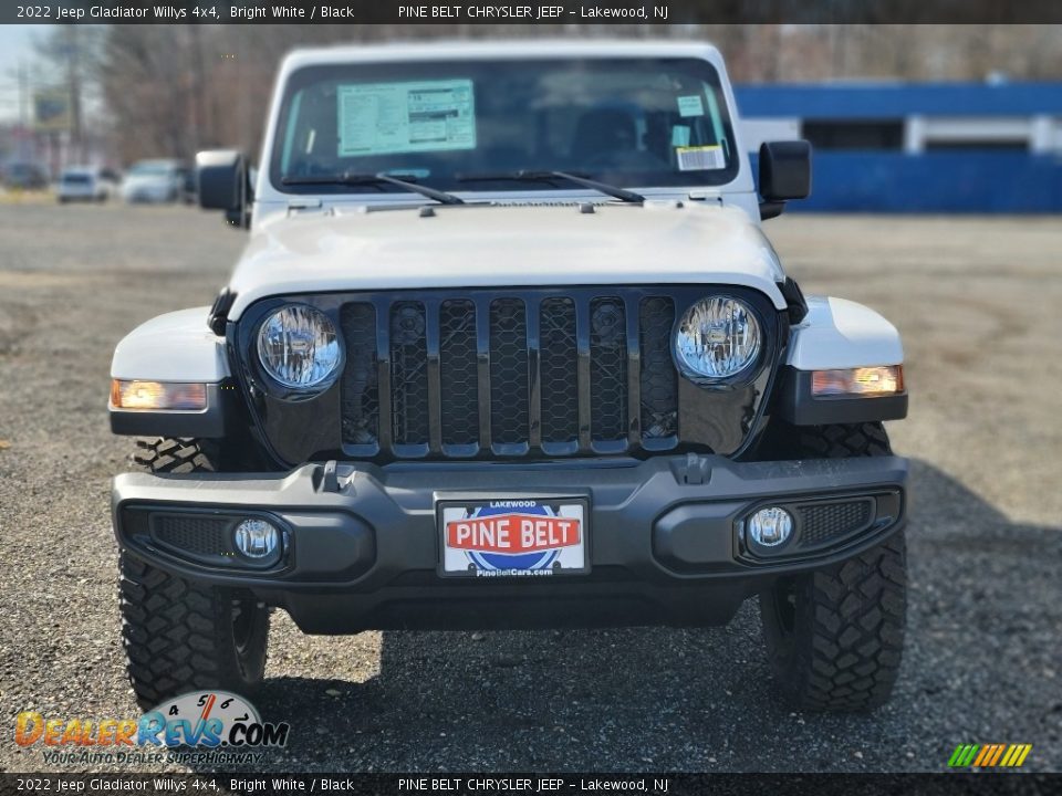 2022 Jeep Gladiator Willys 4x4 Bright White / Black Photo #2