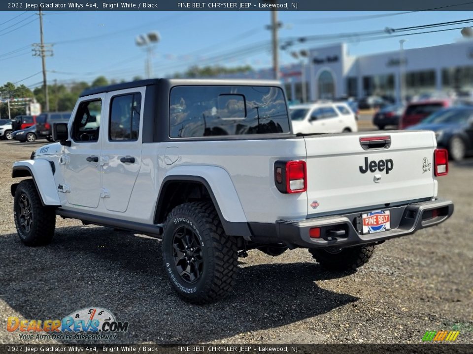 2022 Jeep Gladiator Willys 4x4 Bright White / Black Photo #4