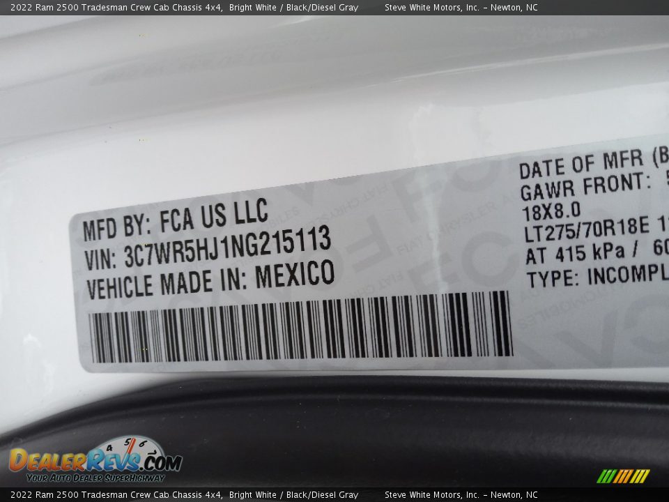 2022 Ram 2500 Tradesman Crew Cab Chassis 4x4 Bright White / Black/Diesel Gray Photo #30