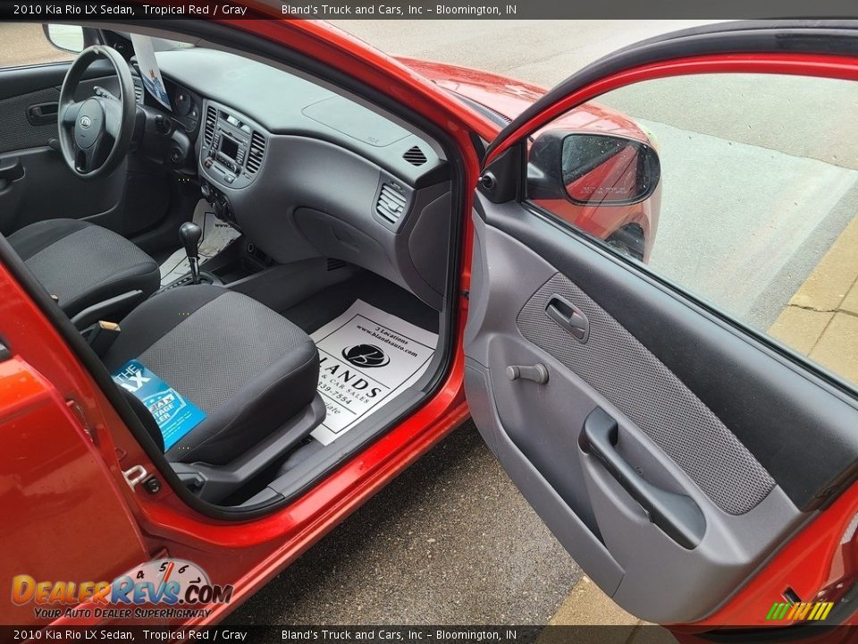 2010 Kia Rio LX Sedan Tropical Red / Gray Photo #24