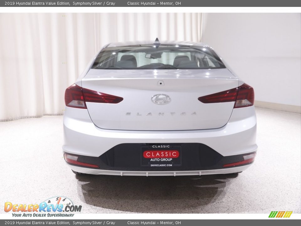2019 Hyundai Elantra Value Edition Symphony Silver / Gray Photo #17