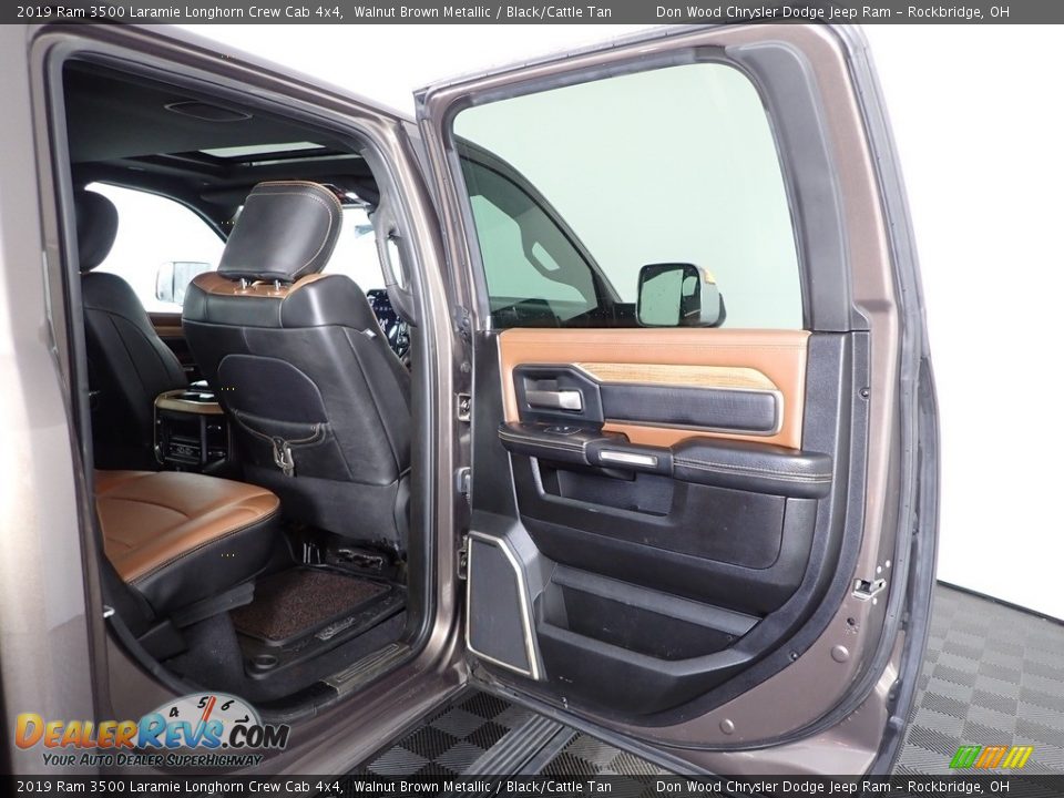 2019 Ram 3500 Laramie Longhorn Crew Cab 4x4 Walnut Brown Metallic / Black/Cattle Tan Photo #36