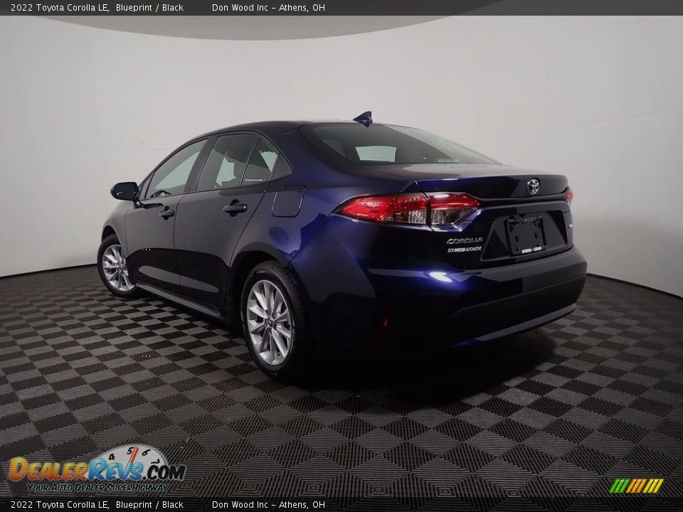 2022 Toyota Corolla LE Blueprint / Black Photo #11