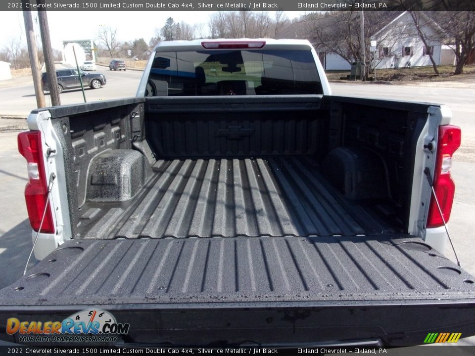 2022 Chevrolet Silverado 1500 Limited Custom Double Cab 4x4 Silver Ice Metallic / Jet Black Photo #11