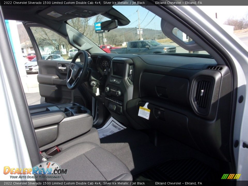 2022 Chevrolet Silverado 1500 Limited Custom Double Cab 4x4 Silver Ice Metallic / Jet Black Photo #22