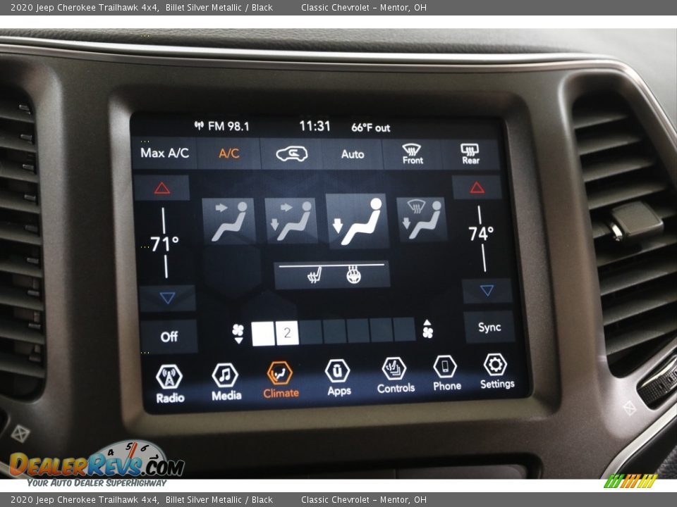 Controls of 2020 Jeep Cherokee Trailhawk 4x4 Photo #11