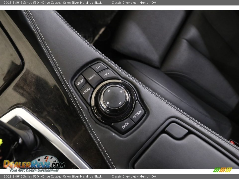 Controls of 2013 BMW 6 Series 650i xDrive Coupe Photo #16