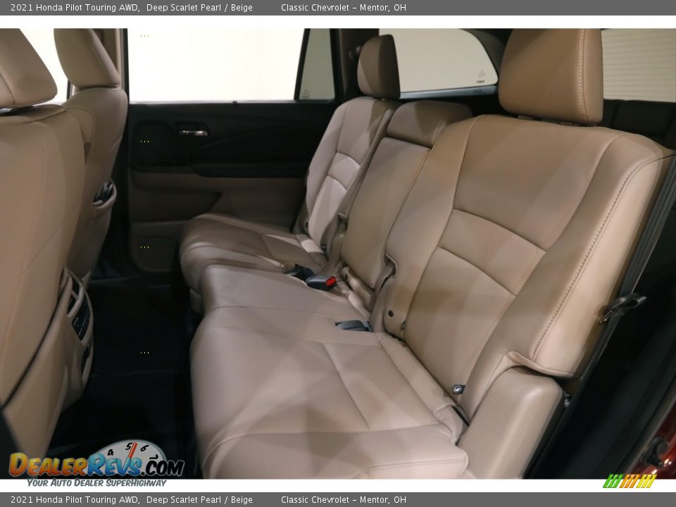2021 Honda Pilot Touring AWD Deep Scarlet Pearl / Beige Photo #17