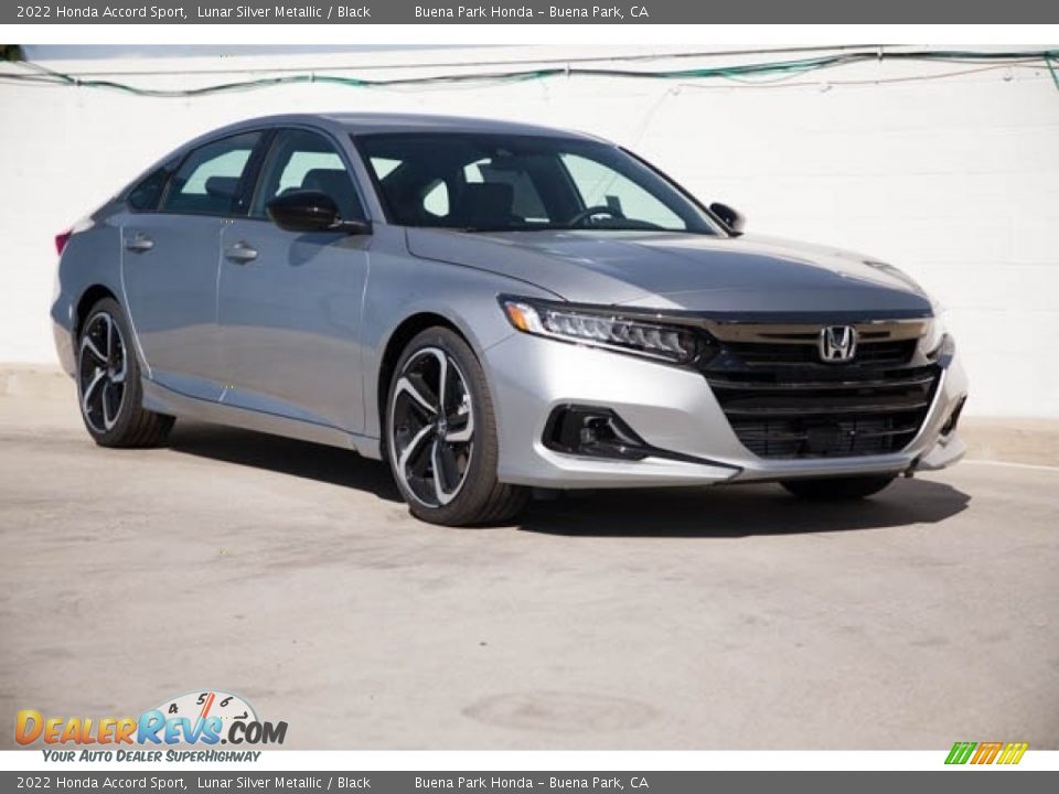 Front 3/4 View of 2022 Honda Accord Sport Photo #1