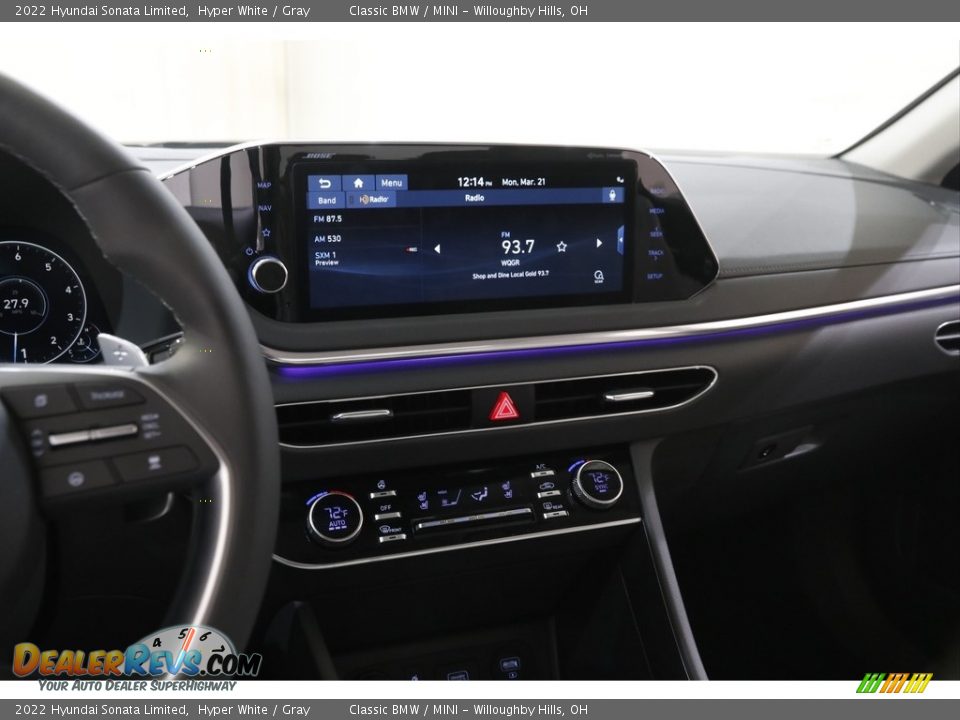 Controls of 2022 Hyundai Sonata Limited Photo #9