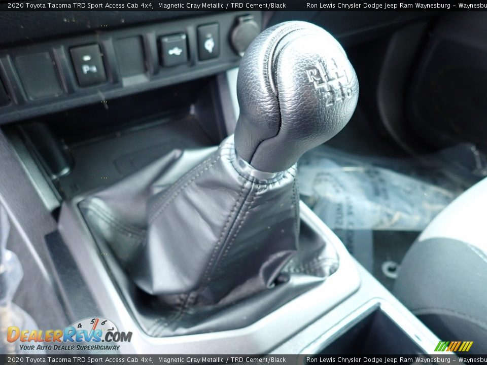 2020 Toyota Tacoma TRD Sport Access Cab 4x4 Shifter Photo #18