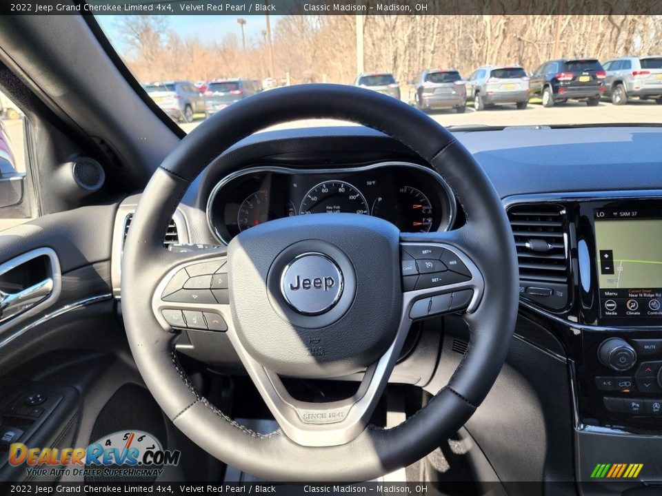 2022 Jeep Grand Cherokee Limited 4x4 Velvet Red Pearl / Black Photo #5