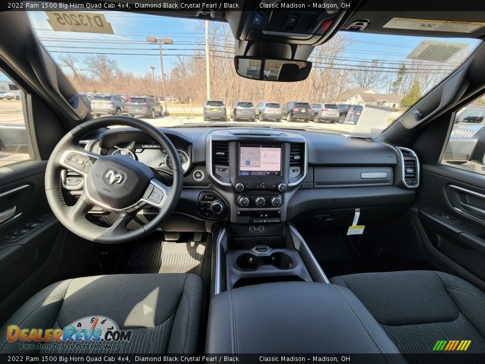 2022 Ram 1500 Big Horn Quad Cab 4x4 Diamond Black Crystal Pearl / Black Photo #4