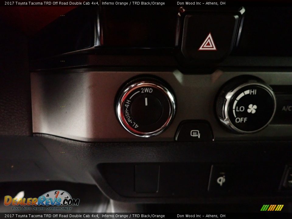2017 Toyota Tacoma TRD Off Road Double Cab 4x4 Inferno Orange / TRD Black/Orange Photo #32