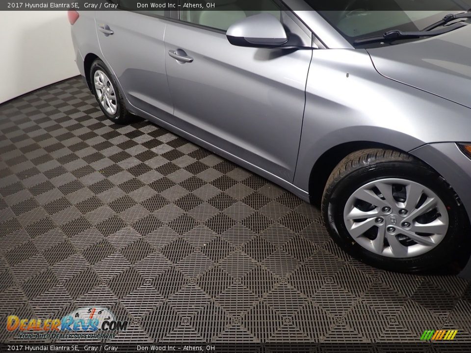 2017 Hyundai Elantra SE Gray / Gray Photo #3