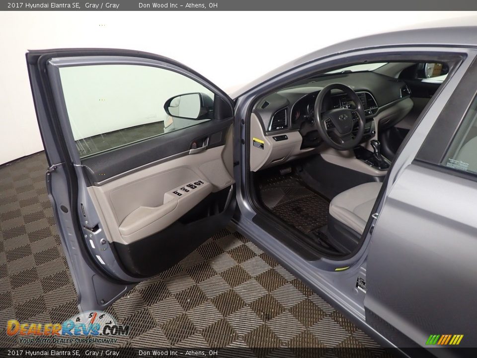 2017 Hyundai Elantra SE Gray / Gray Photo #17
