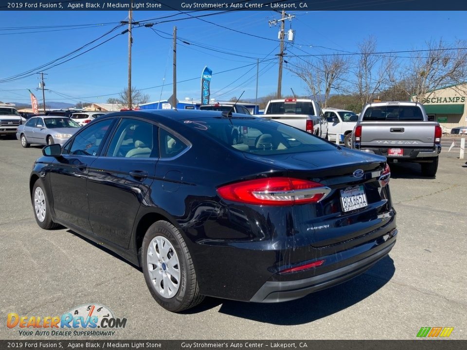 2019 Ford Fusion S Agate Black / Medium Light Stone Photo #4