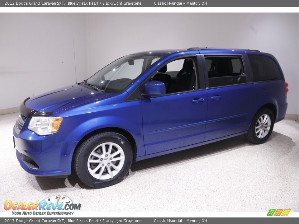 2013 Dodge Grand Caravan SXT Blue Streak Pearl / Black/Light Graystone Photo #3