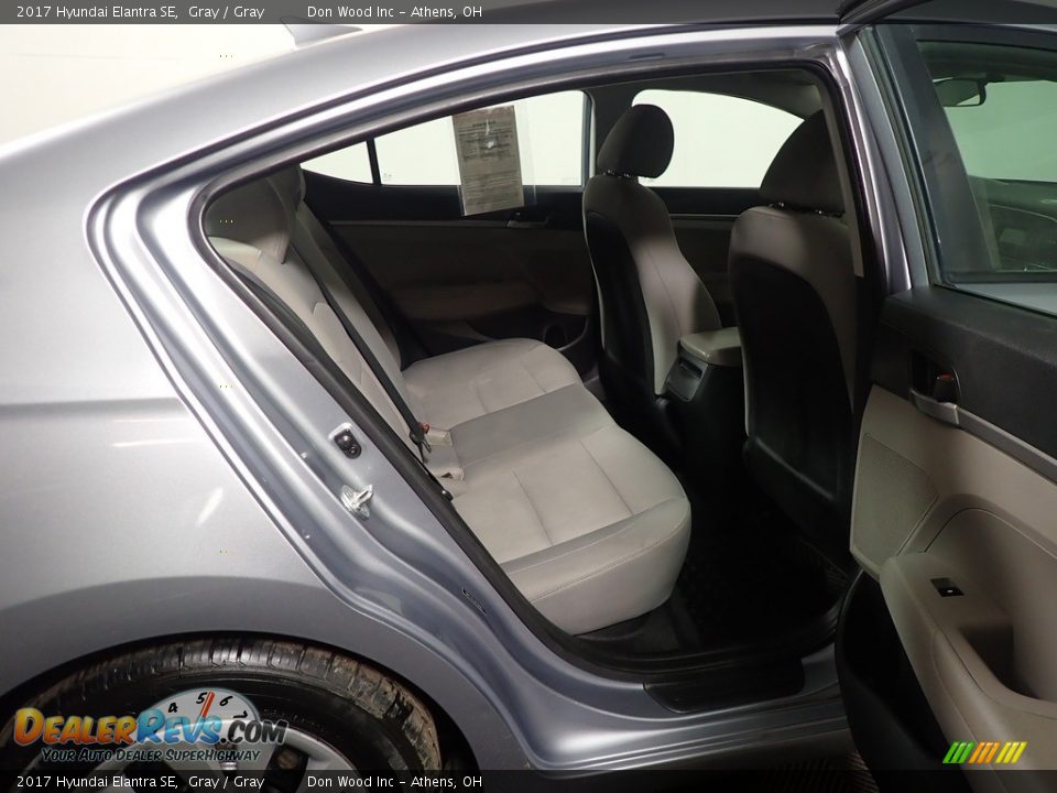 2017 Hyundai Elantra SE Gray / Gray Photo #34