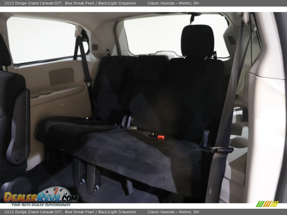 2013 Dodge Grand Caravan SXT Blue Streak Pearl / Black/Light Graystone Photo #18