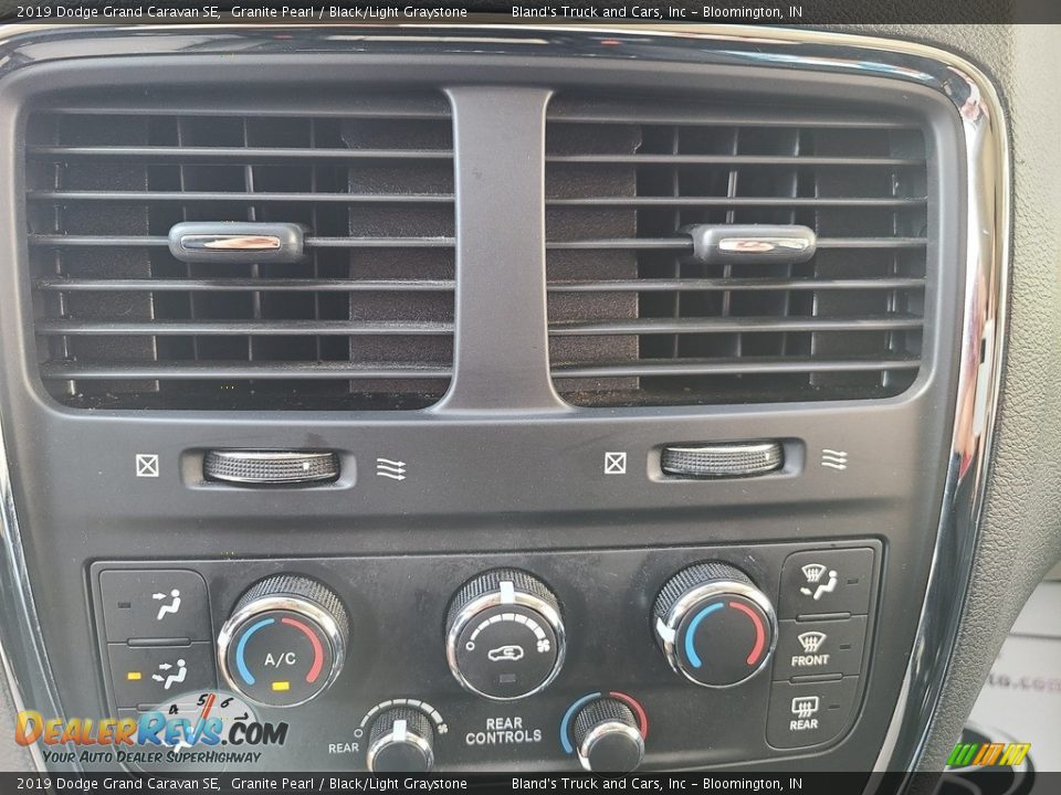 2019 Dodge Grand Caravan SE Granite Pearl / Black/Light Graystone Photo #18