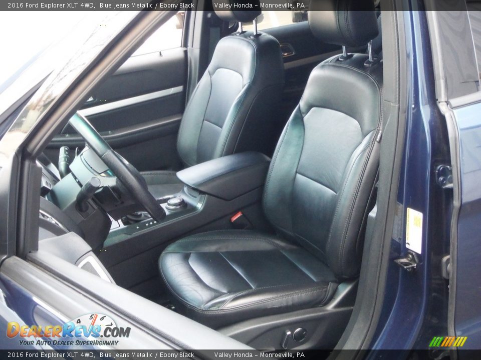 Front Seat of 2016 Ford Explorer XLT 4WD Photo #13