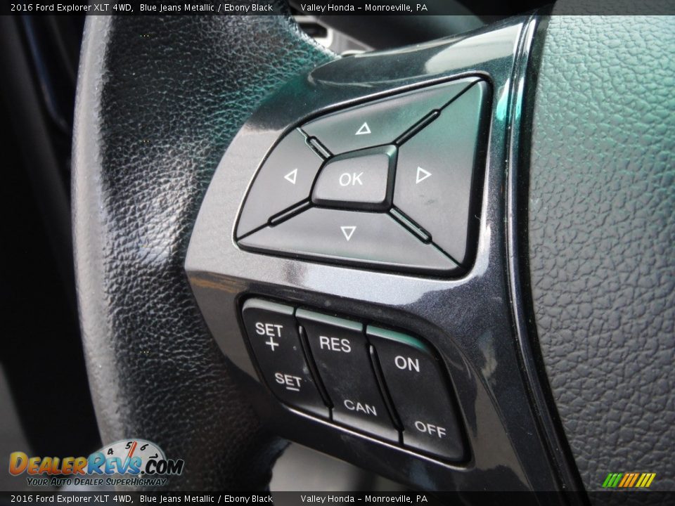 2016 Ford Explorer XLT 4WD Steering Wheel Photo #23