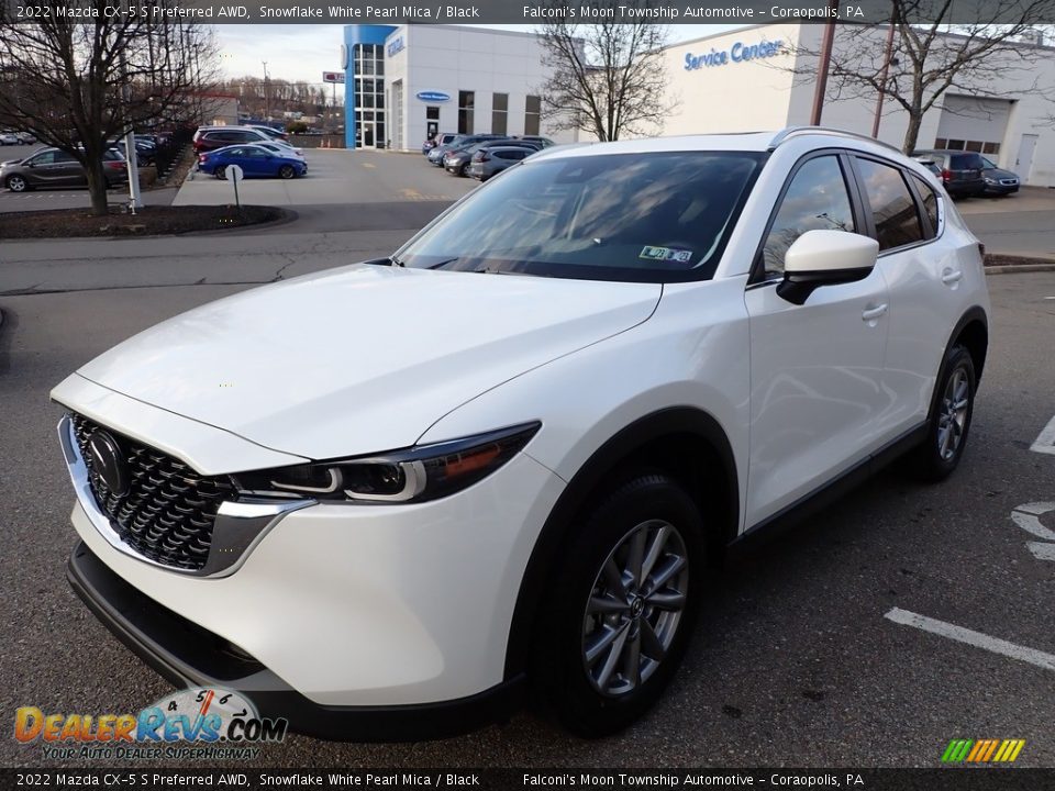 Front 3/4 View of 2022 Mazda CX-5 S Preferred AWD Photo #7