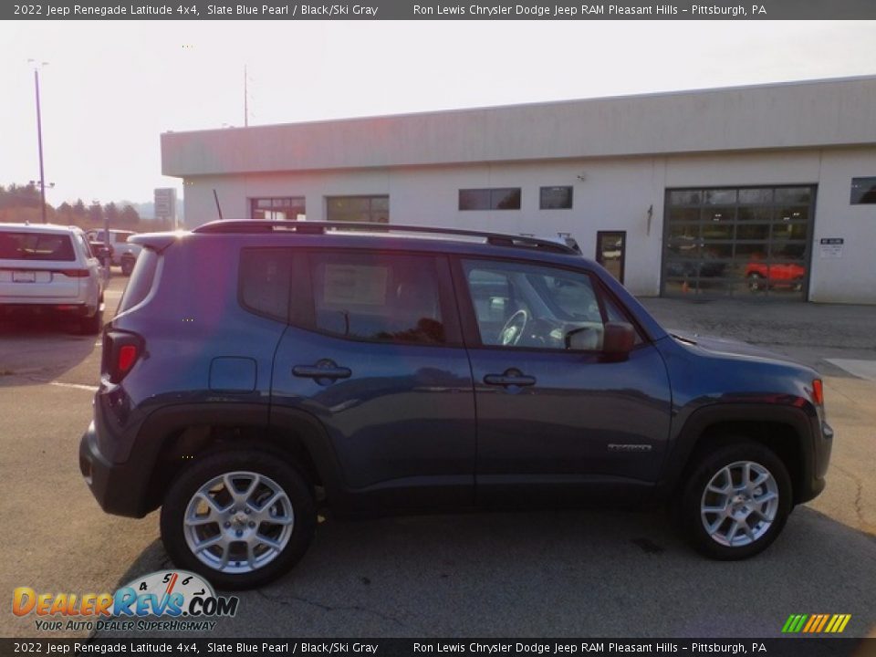 2022 Jeep Renegade Latitude 4x4 Slate Blue Pearl / Black/Ski Gray Photo #4